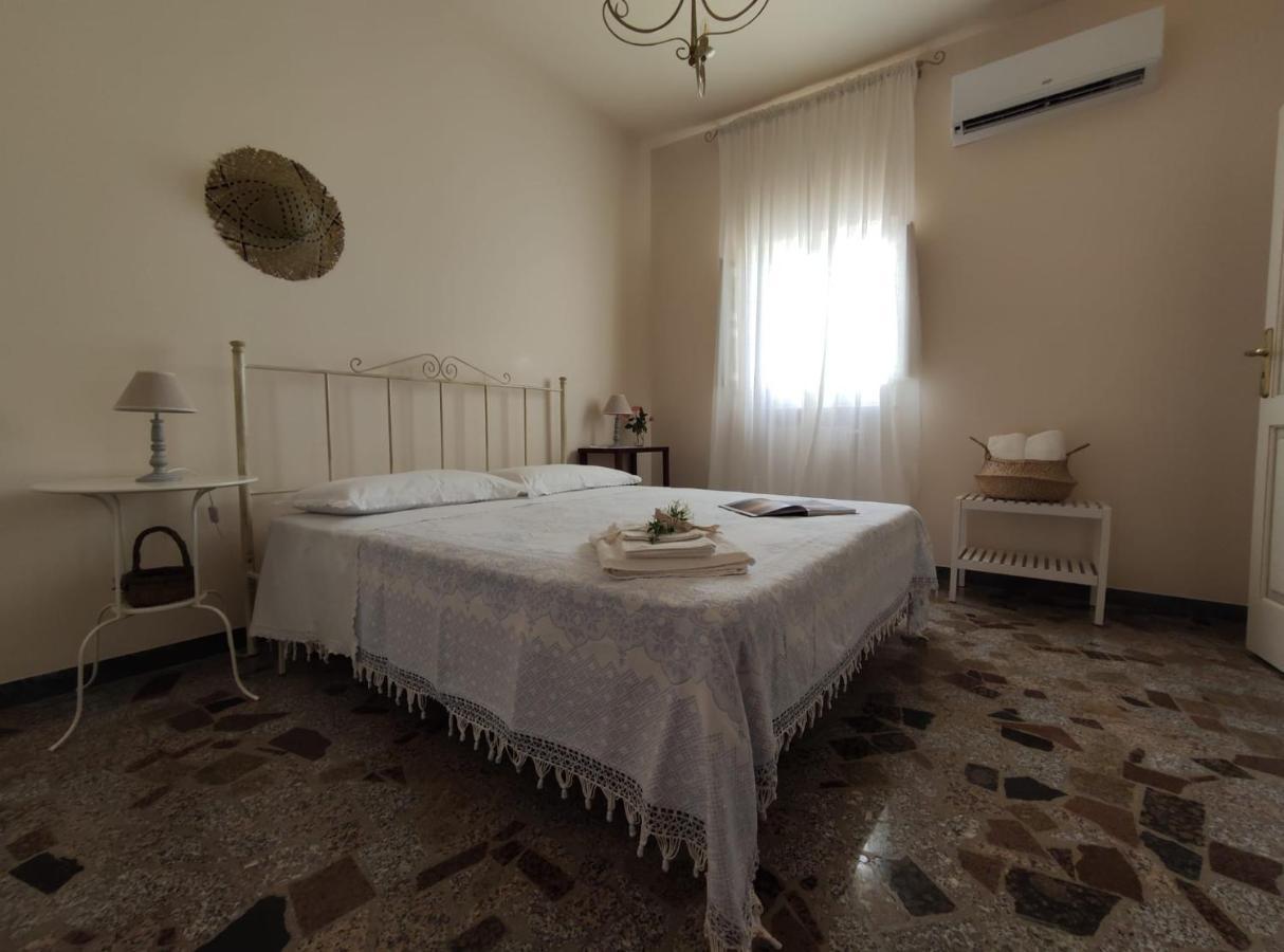 Residenza "I Tre Carrubi " Villa Fasano Exteriör bild