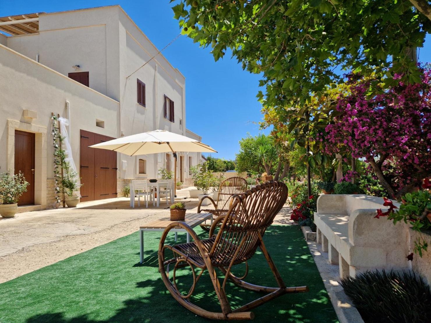 Residenza "I Tre Carrubi " Villa Fasano Exteriör bild